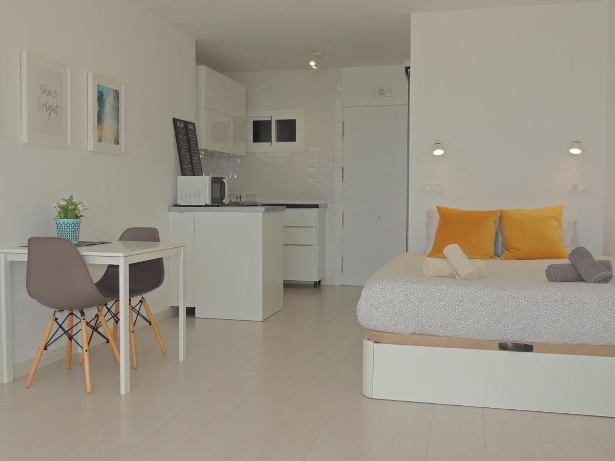 Puertosol Studio 102 Beach Playa - Sea Views Vistas Mar Бенальмадена Екстер'єр фото