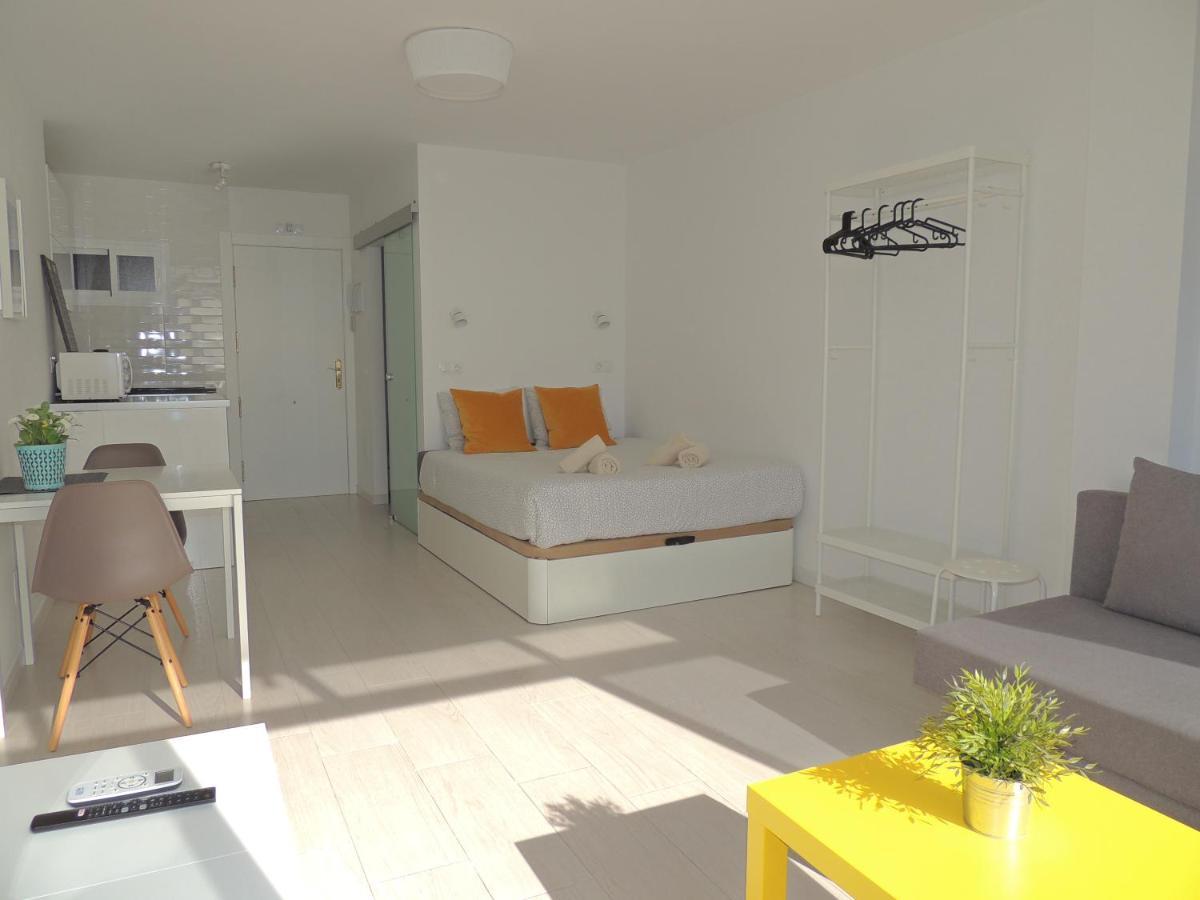 Puertosol Studio 102 Beach Playa - Sea Views Vistas Mar Бенальмадена Екстер'єр фото